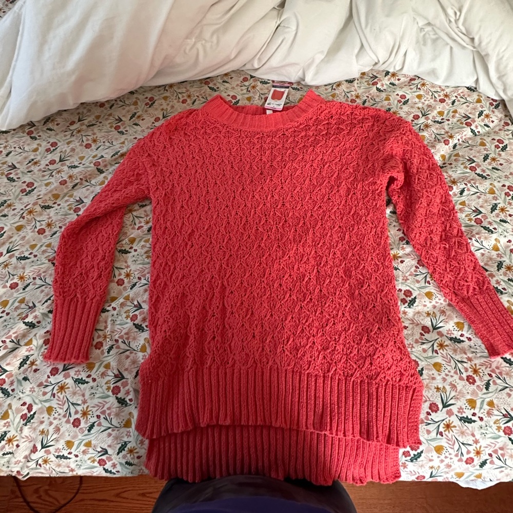 slightly oversized seven7 sweater